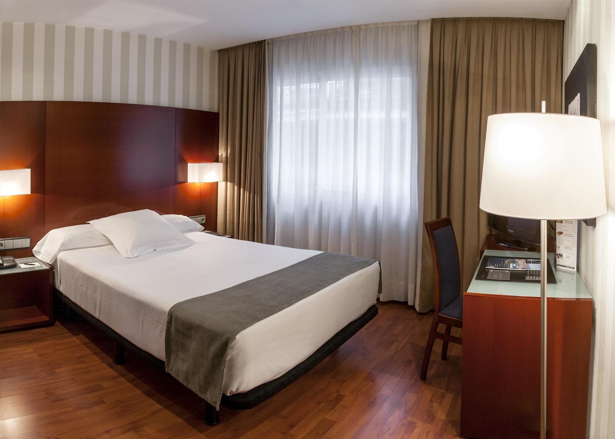 Zenit Malaga Hotel Bagian luar foto