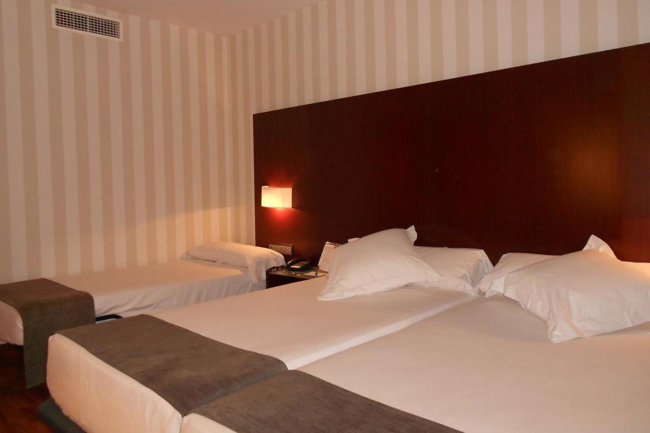 Zenit Malaga Hotel Bagian luar foto